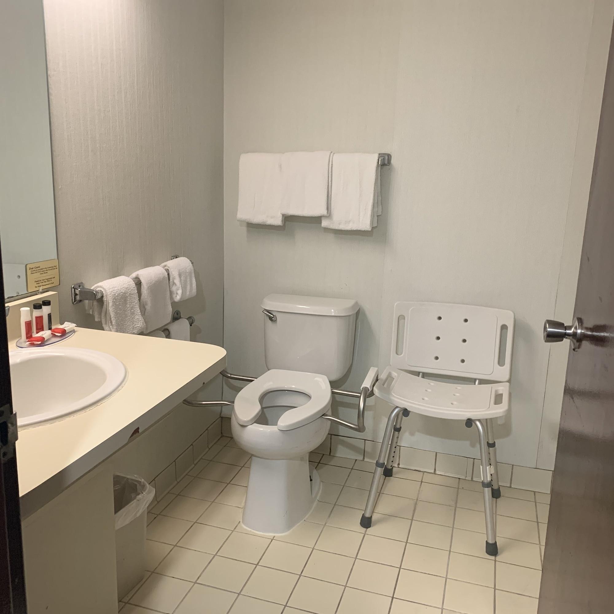 Howard Johnson By Wyndham Bartonsville/poconos Area Bartonsville