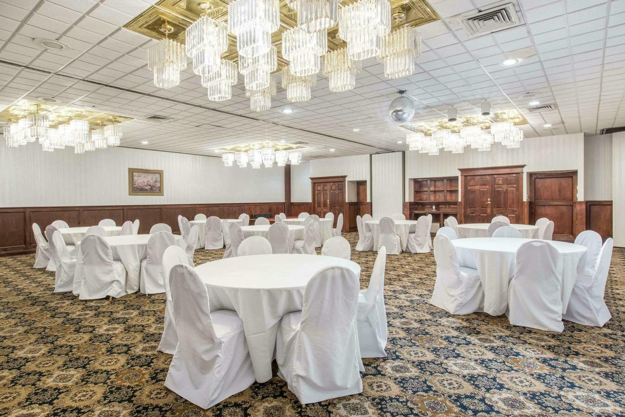 Howard Johnson By Wyndham Bartonsville/poconos Area 3*