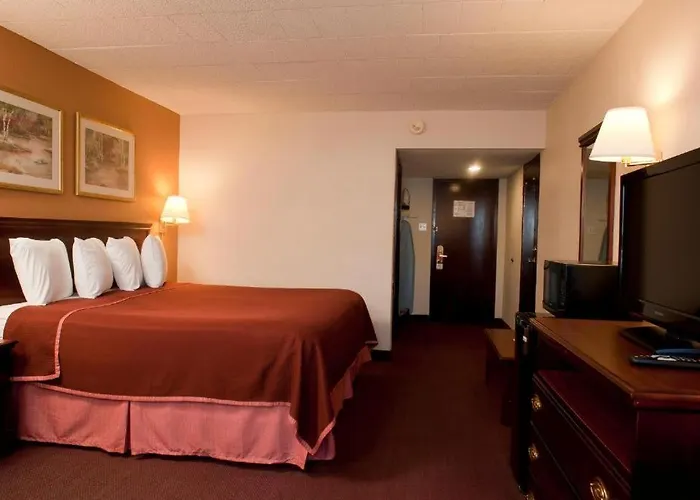 Howard Johnson By Wyndham Bartonsville/Poconos Area