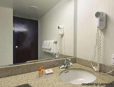 Howard Johnson By Wyndham Bartonsville/poconos Area Bartonsville