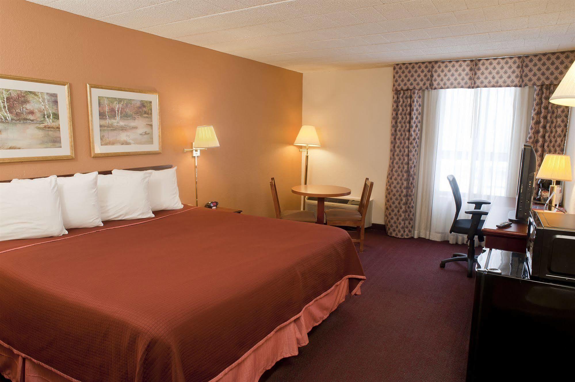 Hotel Howard Johnson By Wyndham Bartonsville/poconos Area Bartonsville
